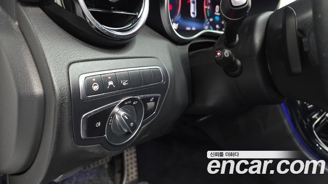 Mercedes-Benz C-Class 2020 — photo 29