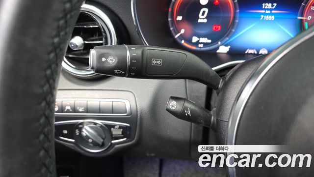 Mercedes-Benz C-Class 2020 — photo 30