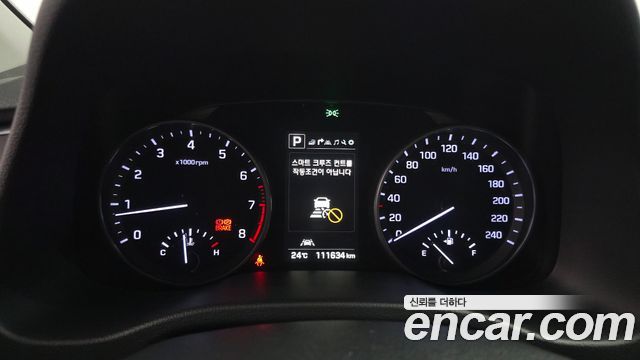 Hyundai AVANTE 2018 — photo 8