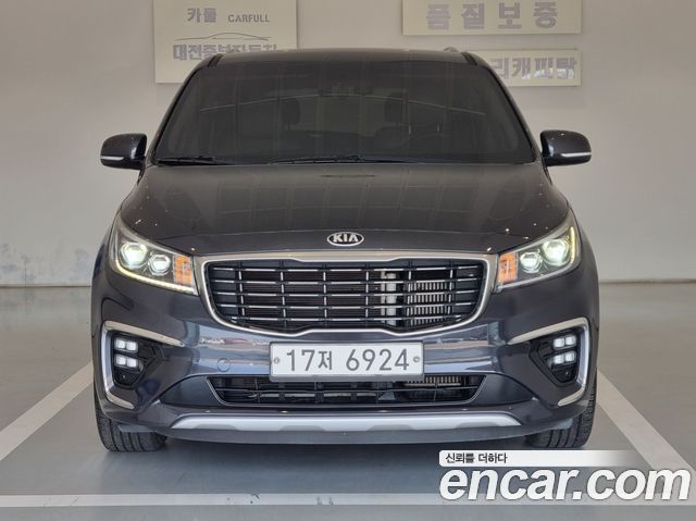 Kia Canival 2019 — photo 3