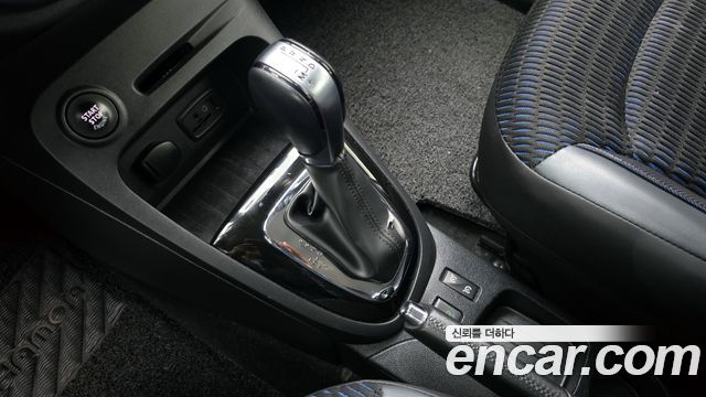 Renault Korea QM3 2017 — photo 9