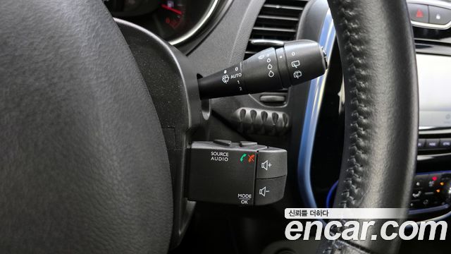 Renault Korea QM3 2017 — photo 17