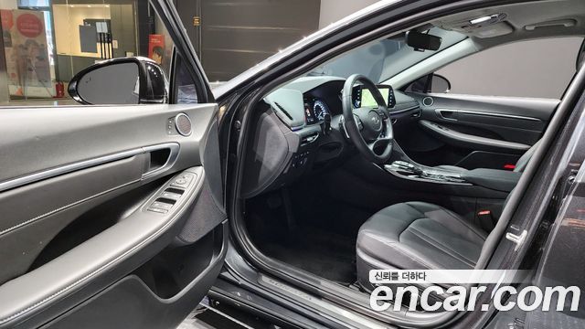 Hyundai Sonata 2023 — photo 13