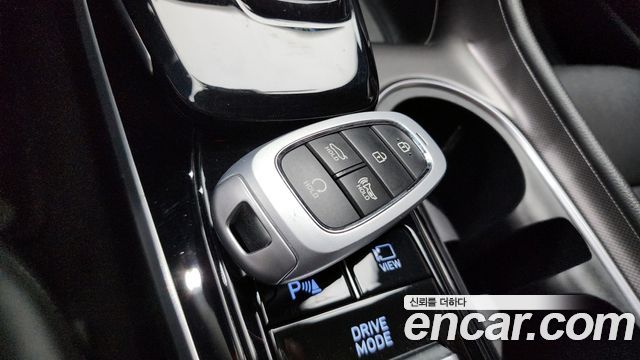 Hyundai Sonata 2023 — photo 31