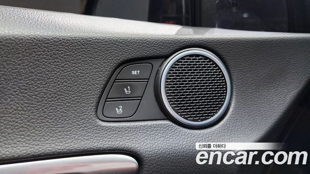 Hyundai Sonata 2023 — photo 32