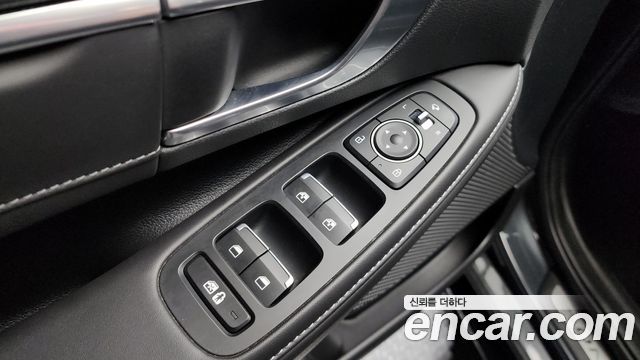 Hyundai Sonata 2023 — photo 35