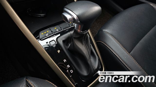 Kia Stonic 2020 — photo 12
