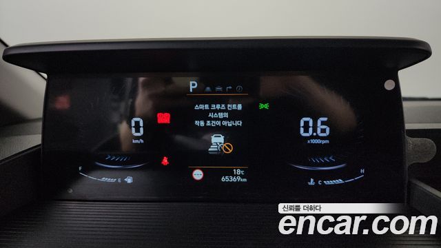 Hyundai Staria 2022 — photo 11