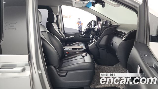 Hyundai Staria 2022 — photo 17