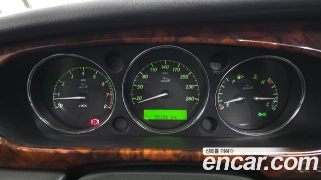 Jaguar XJ-8 2006 — photo 8
