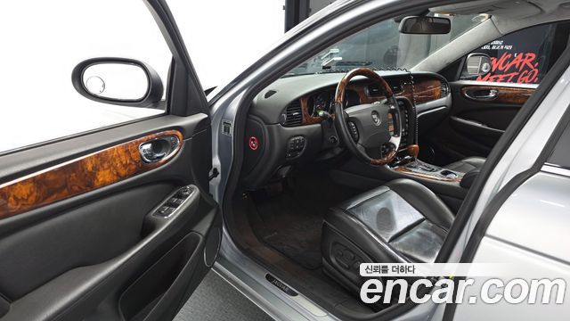 Jaguar XJ-8 2006 — photo 10