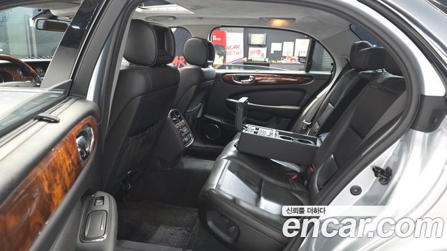 Jaguar XJ-8 2006 — photo 11