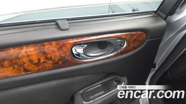 Jaguar XJ-8 2006 — photo 18