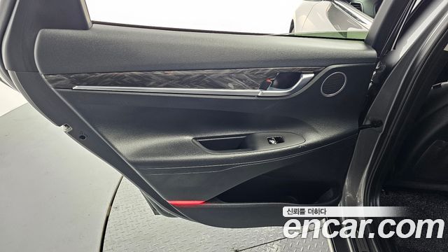 Hyundai Grandeur 2018 — photo 15