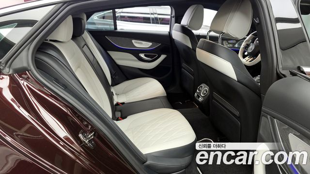 Mercedes-Benz AMG GT 2022 — photo 17