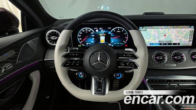 Mercedes-Benz AMG GT 2022 — photo 18