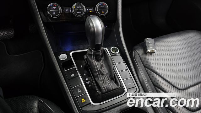 Volkswagen Jetta 2021 — photo 9