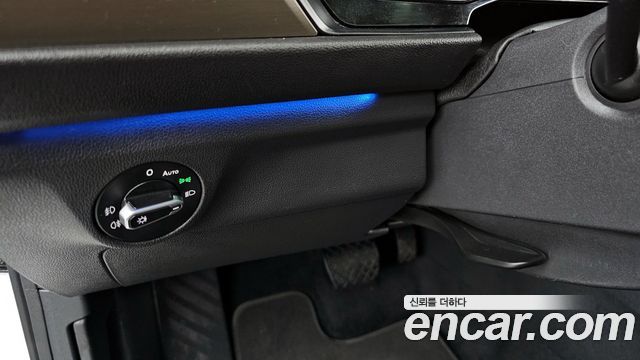 Volkswagen Jetta 2021 — photo 14