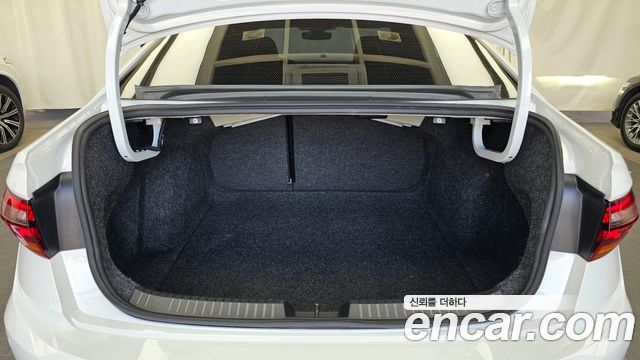 Volkswagen Jetta 2021 — photo 20