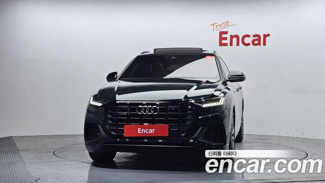 Audi Q8 2021 — photo 3