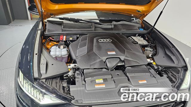 Audi Q8 2021 — photo 6