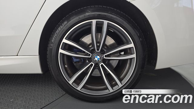BMW Gran Turismo 2022 — photo 7