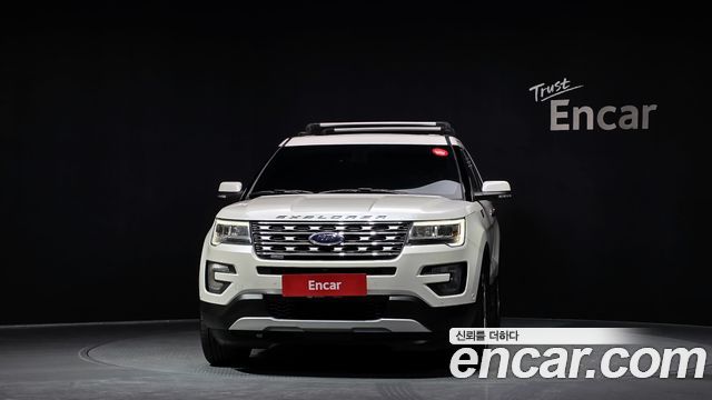 Ford Explorer 2017 — photo 3