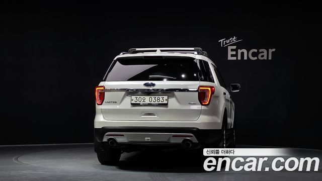 Ford Explorer 2017 — photo 4