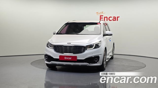 Kia Canival 2017 — photo 3