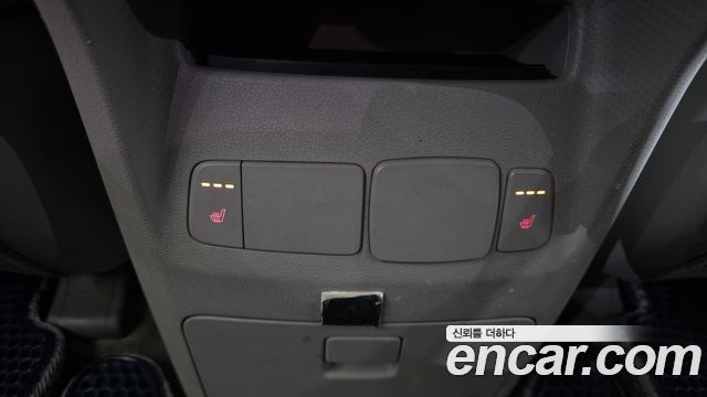 Kia Canival 2017 — photo 23