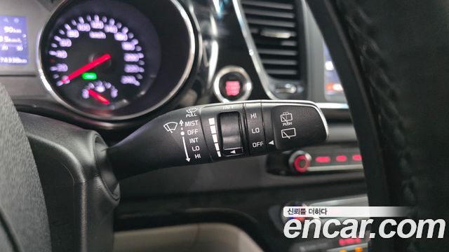 Kia Canival 2017 — photo 30