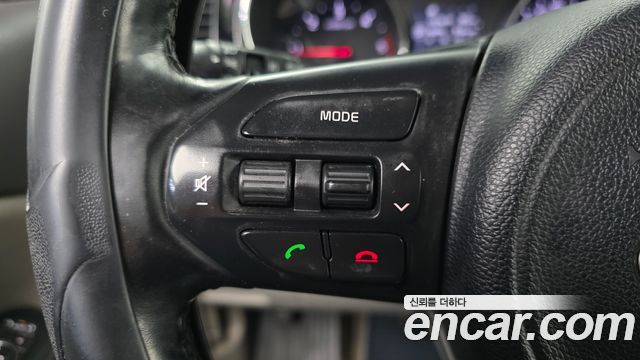 Kia Canival 2017 — photo 32