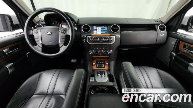 Land Rover Discovery 2013 — photo 7