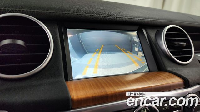 Land Rover Discovery 2013 — photo 15