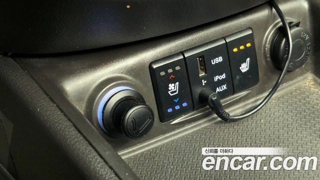 Hyundai Santafe 2012 — photo 18