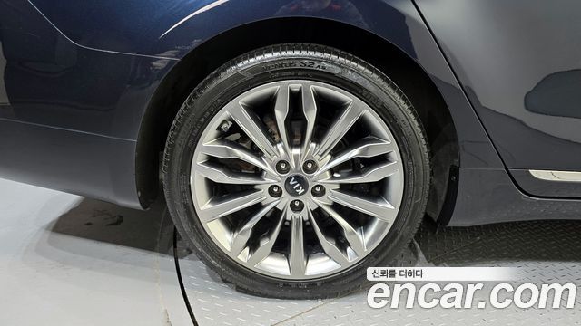 Kia K7 2020 — photo 5