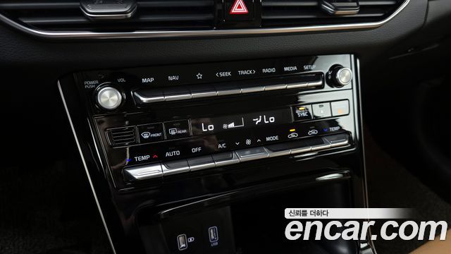 Kia K7 2020 — photo 31