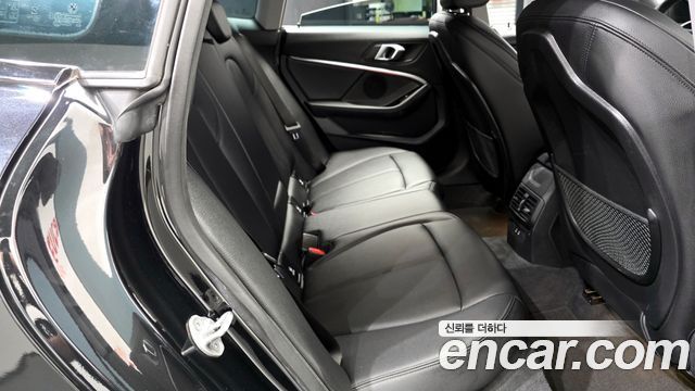 BMW 2-Series 2022 — photo 18