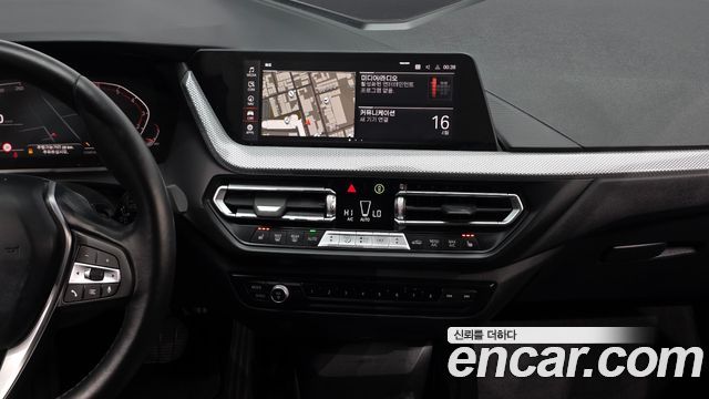 BMW 2-Series 2022 — photo 20