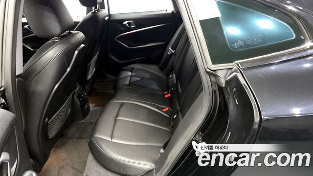 BMW 2-Series 2022 — photo 16