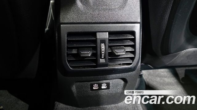 BMW 2-Series 2022 — photo 28