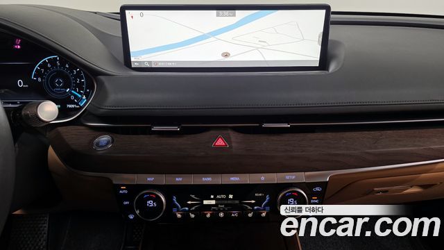 Genesis G80 2021 — photo 20