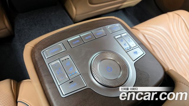 Genesis G80 2021 — photo 25