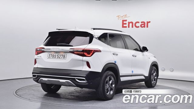 Kia Seltos 2023 — photo 2