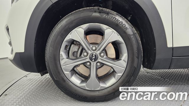 Kia Seltos 2023 — photo 5