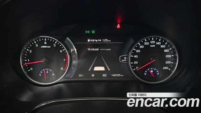 Kia Seltos 2023 — photo 11