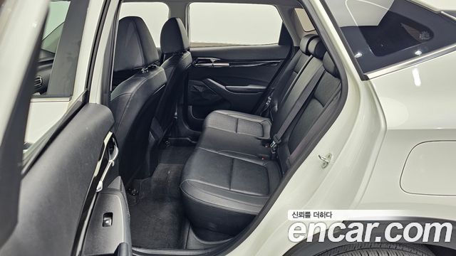 Kia Seltos 2023 — photo 17