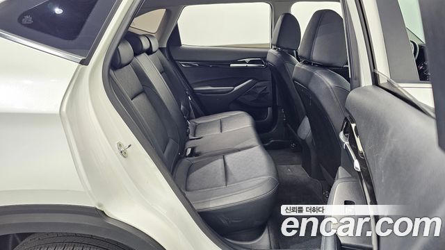 Kia Seltos 2023 — photo 18