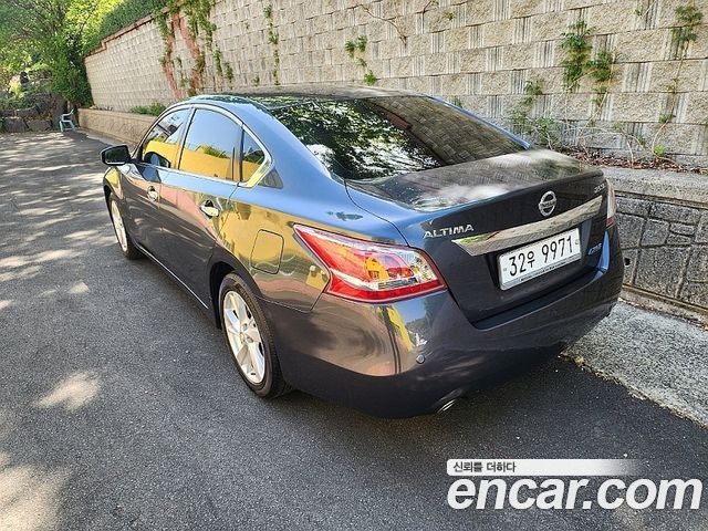Nissan Altima 2013 — photo 4
