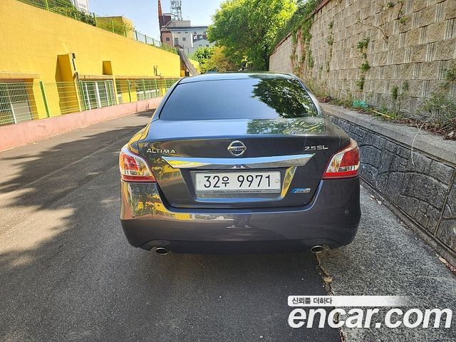 Nissan Altima 2013 — photo 5